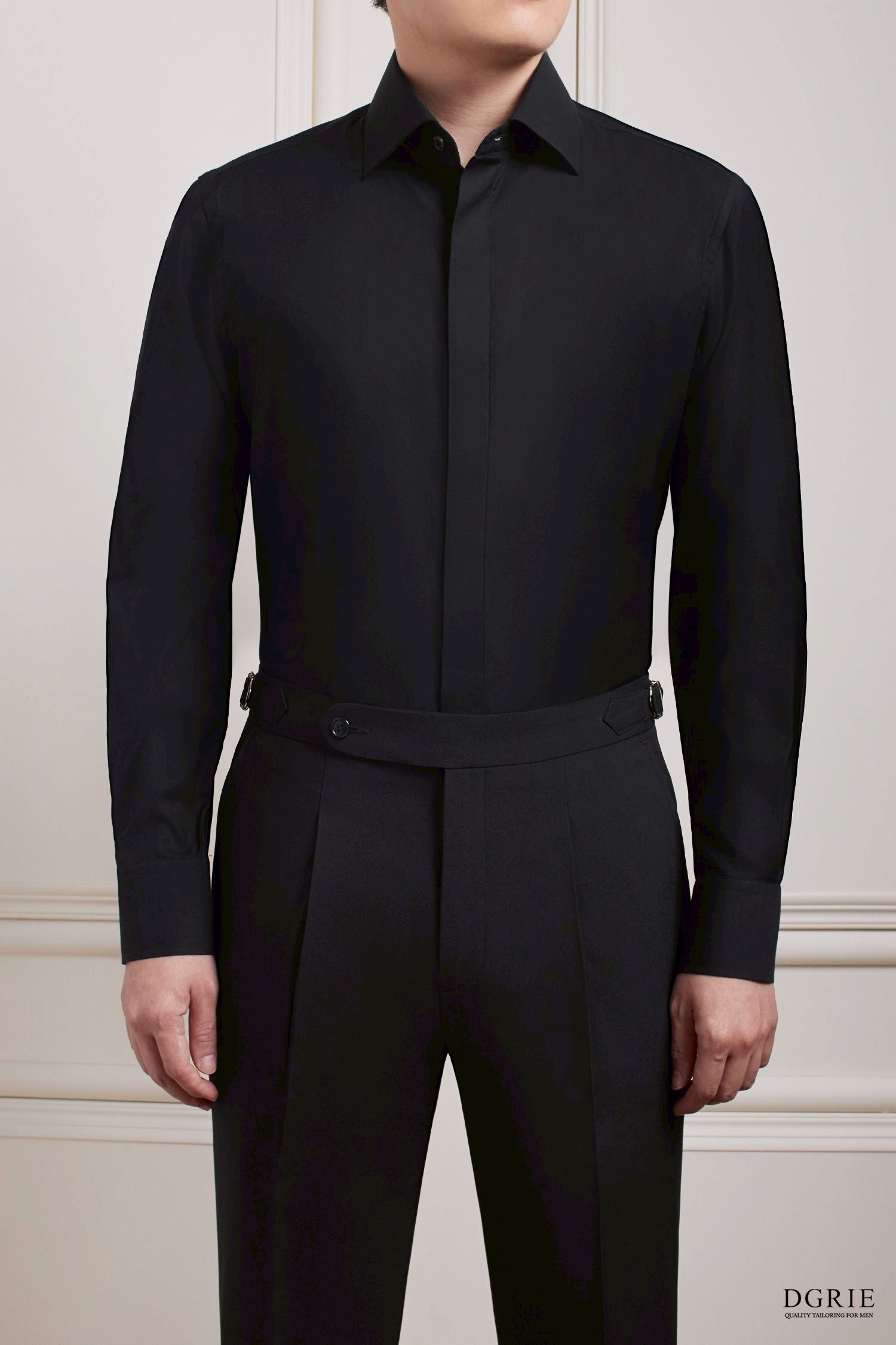 เสื้อเชิ้ตสีดำสาบซ่อนกระดุม Black Cotton Spandex Hidden Placket Spread Collar Shirt