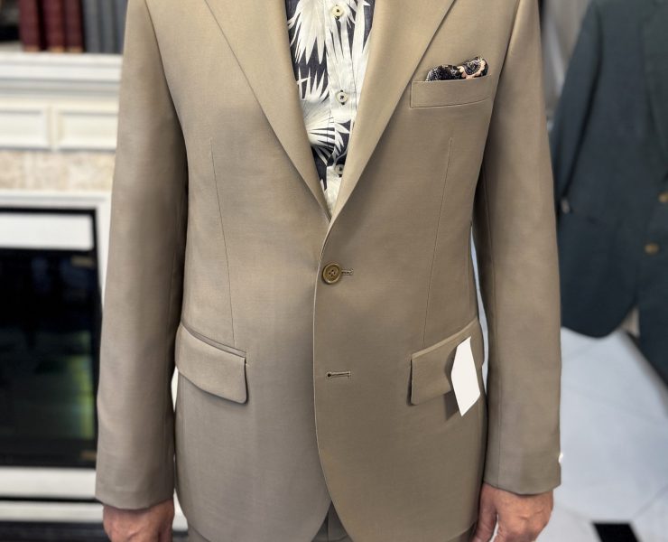 DGRIE BESPOKE - ตัดสูท Classic Khaki Classic Notch Lapel Suits