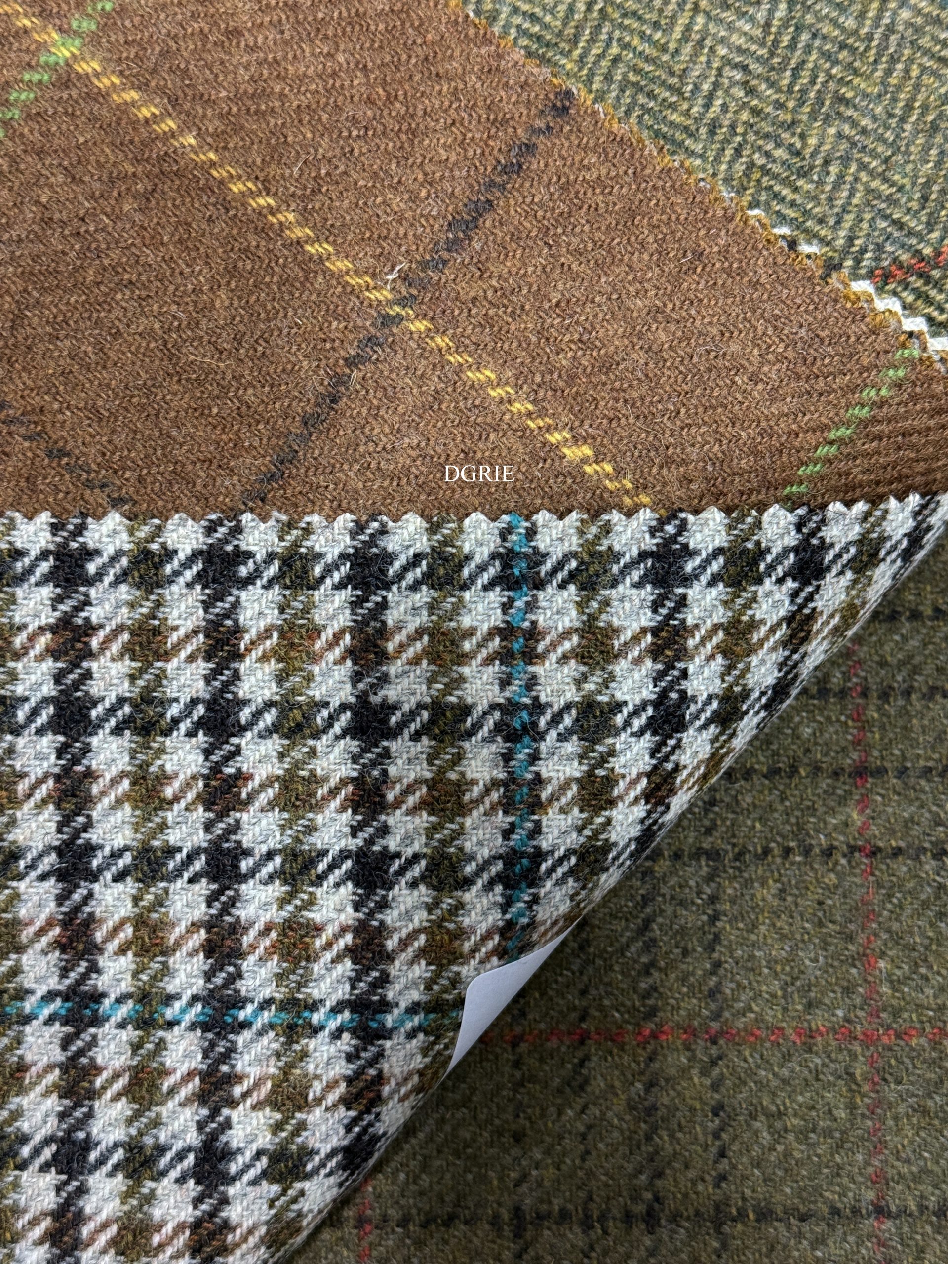 DGRIE NEW IN - WILLIAM BLISS CLASSIC WOOL & Bliss-Light