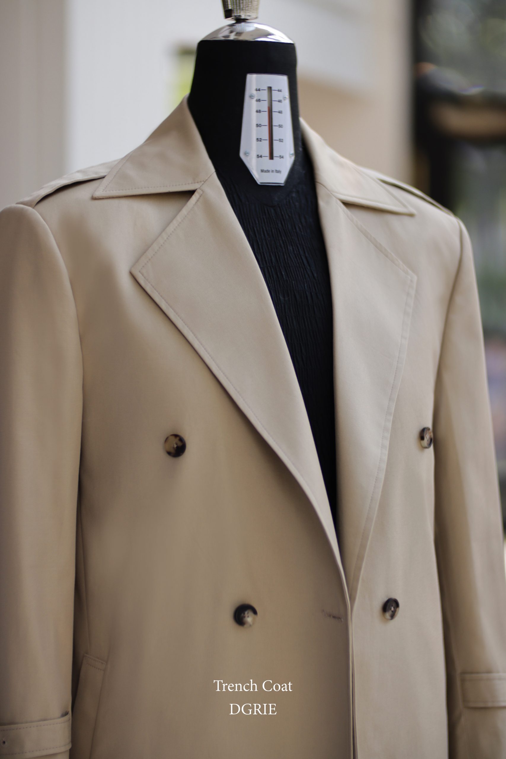 DGRIE ตัด Classic Trench coat แบบเรียบง่าย ปกคลาสสิค