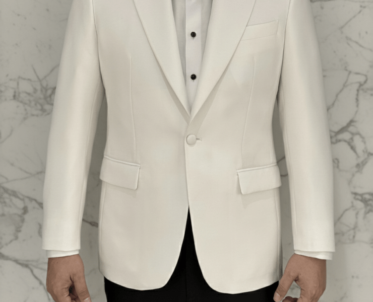 DGRIE Classic White Tuxedo Suits ตัดสูททักซิโด้สีขาว