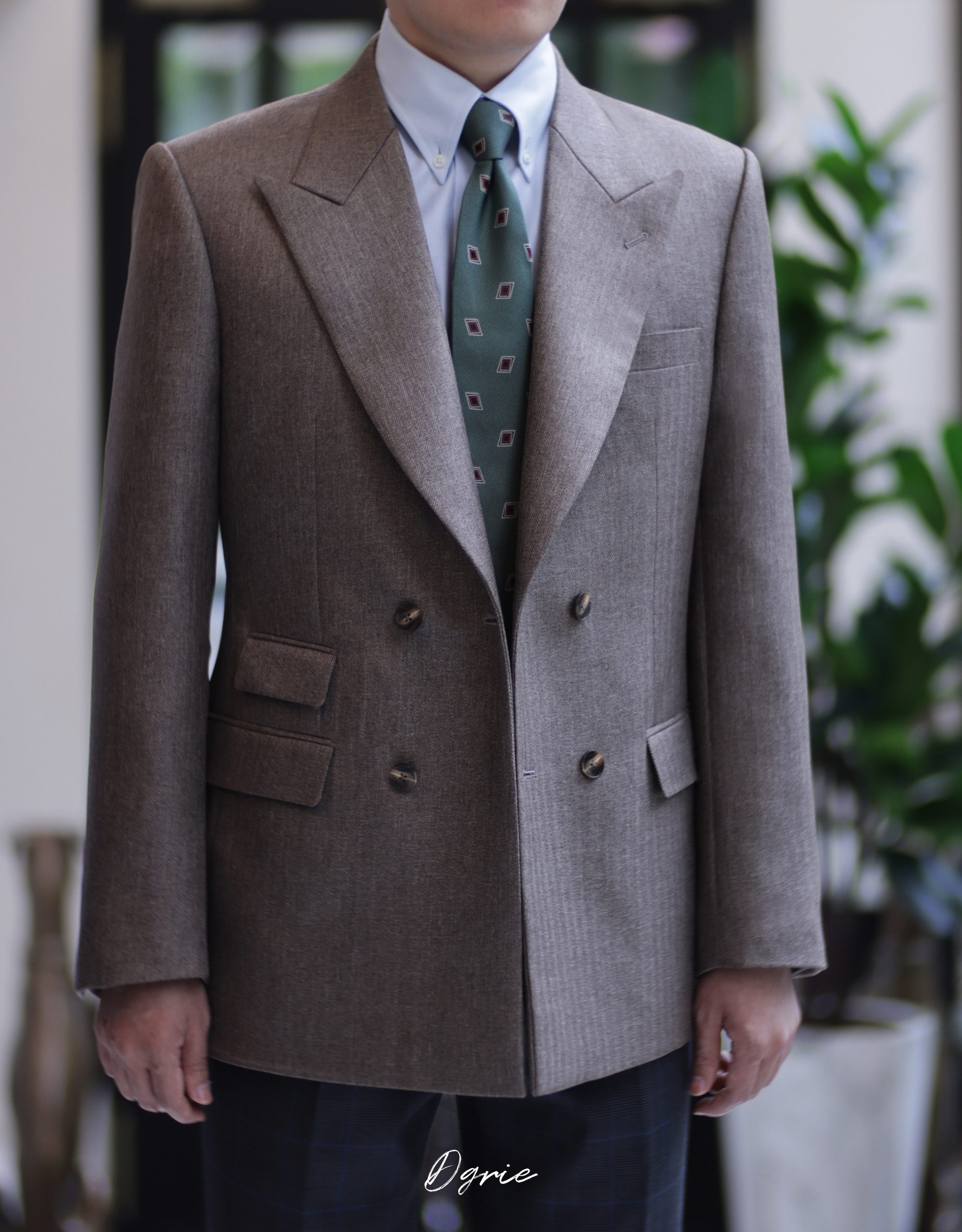 DGRIE Herringbone Double Breasted Suit