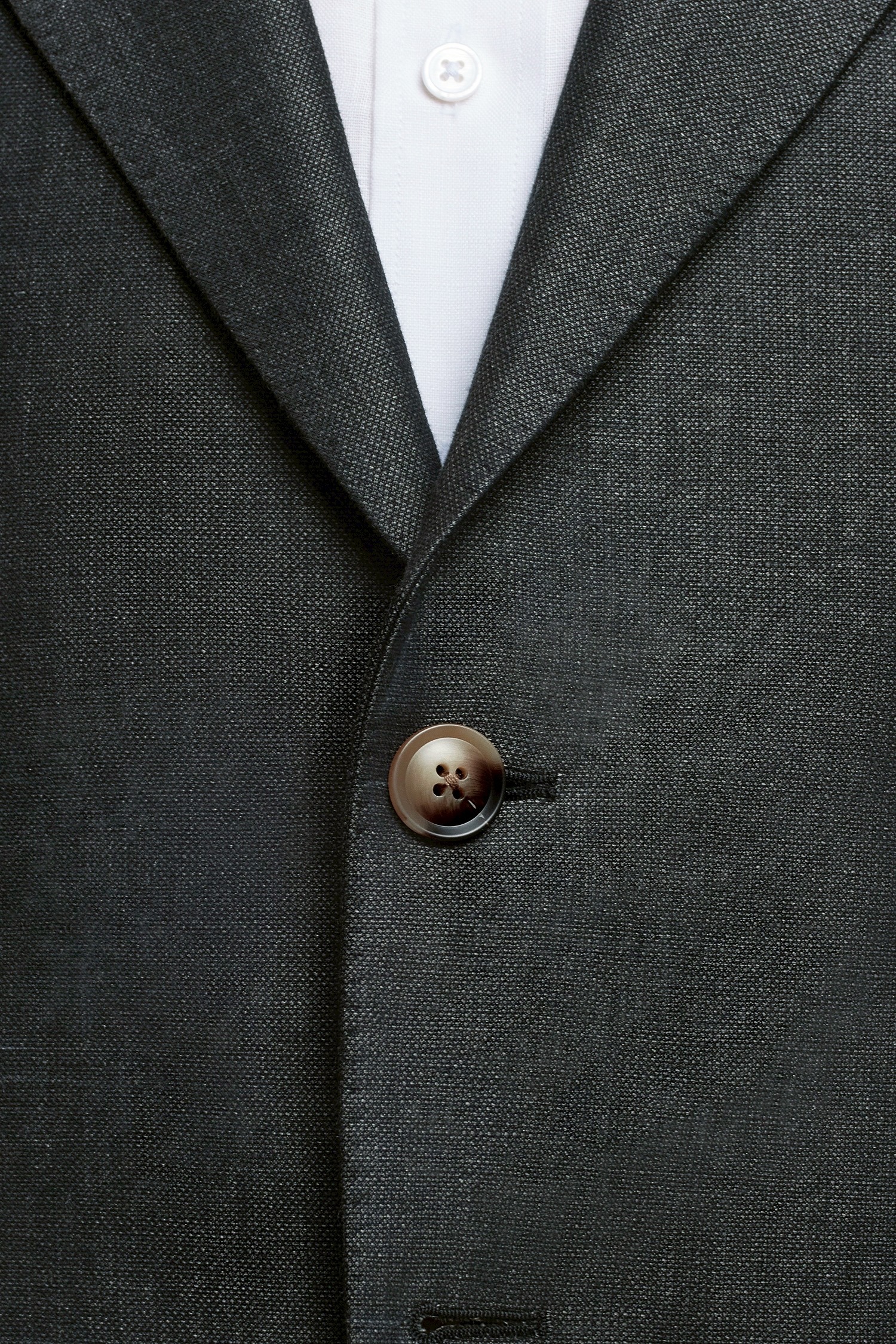เสื้อสูท Dark Grey Wool&Silk Peak Lapel X Silver Pin Jacket
