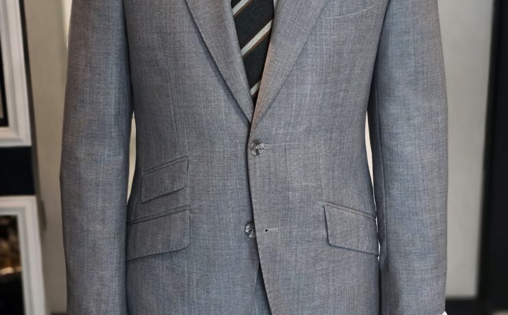 DGRIE Custom Sharkskin Wool Peak Lapel Suits ตัดสูทสีเทาปกแหลม