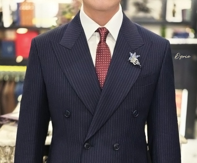 DGRIE - ตัดสูทลายทาง Navy Pinstripe Double-Breasted Suits