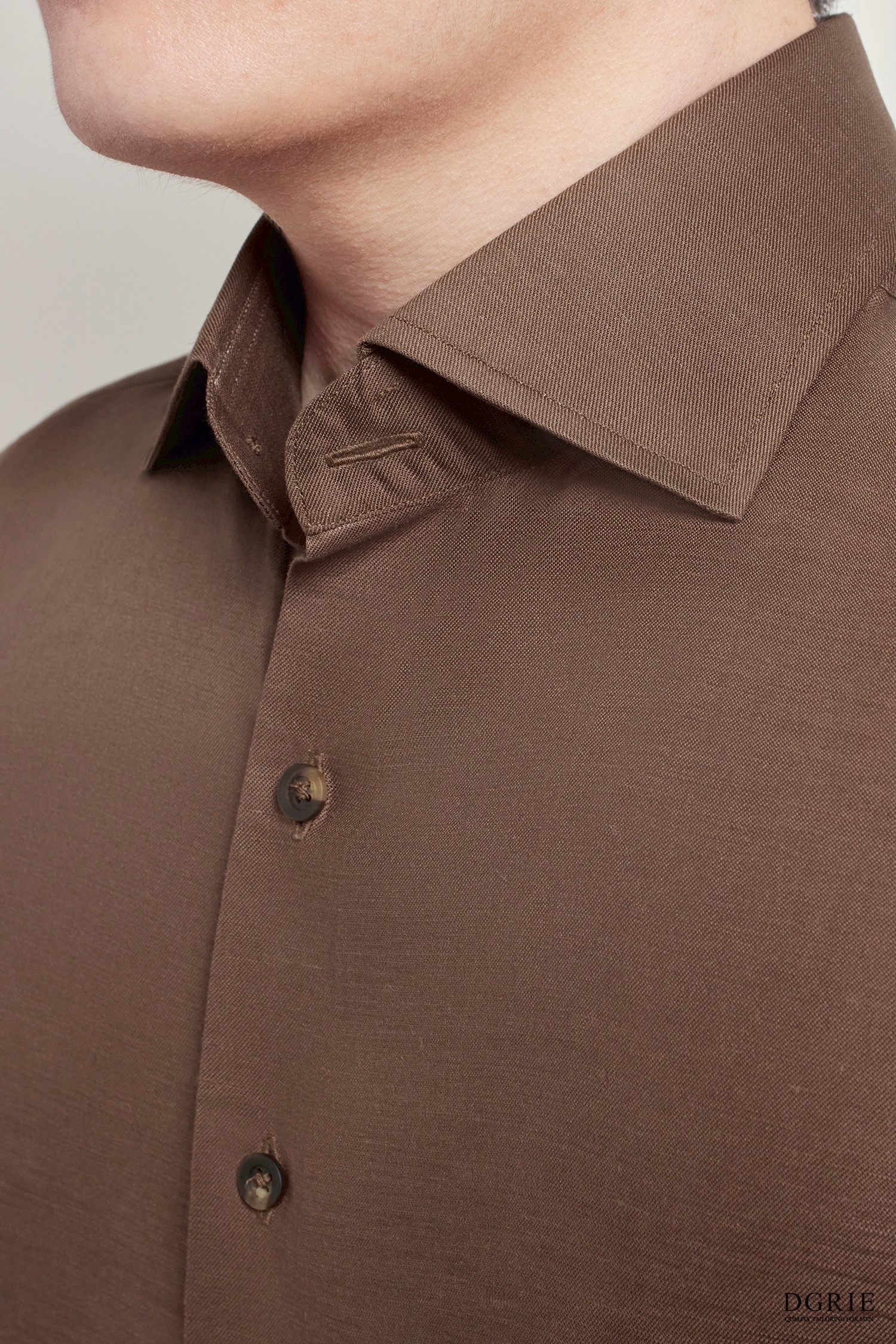 Brown Tencel linen Tortoise Shell Buttons Cutaway Collar Shirt