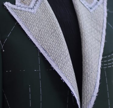 DGRIE - Full Canvas Green Suits ตัดสูทหางม้า ปกแหลม Peak Lapel