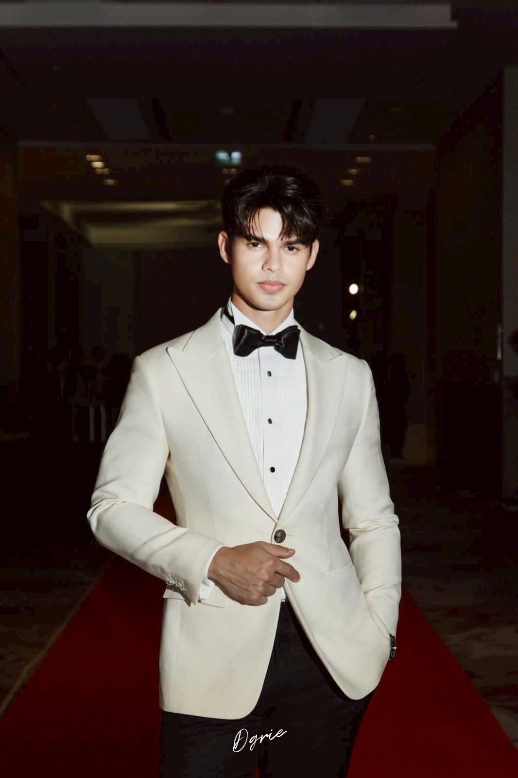 Kim Goodburn | Loro Piana Ivory Wool Dinner Suit