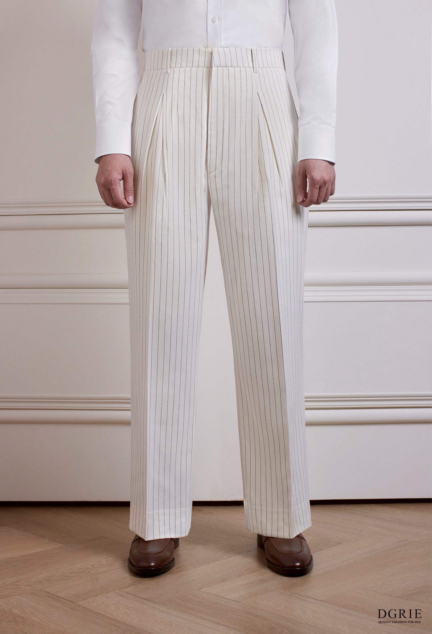 กางเกง Loose Pinstripe White Kissing Pleat Wool Pants