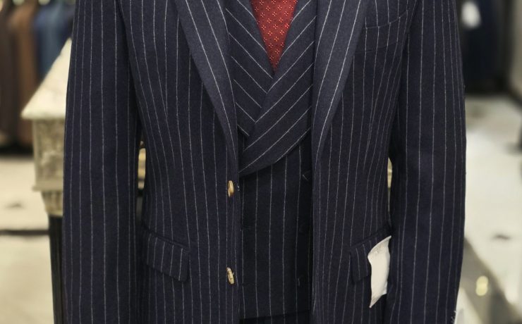 ตัดสูท DGRIE NAVY FLANNEL CLASSIC 3 PIECE SUITS