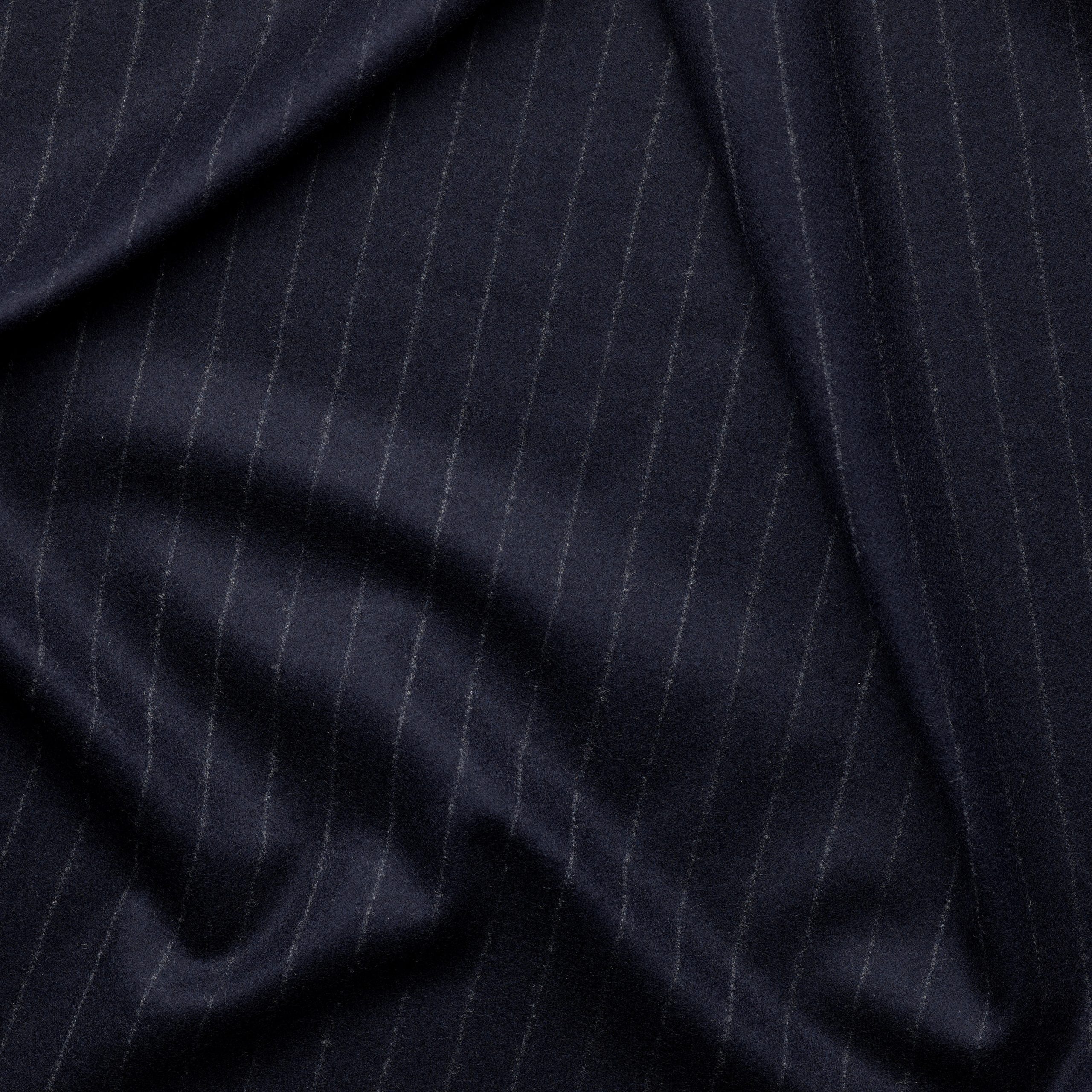 ตัดสูท DGRIE NAVY FLANNEL CLASSIC 3 PIECE SUITS