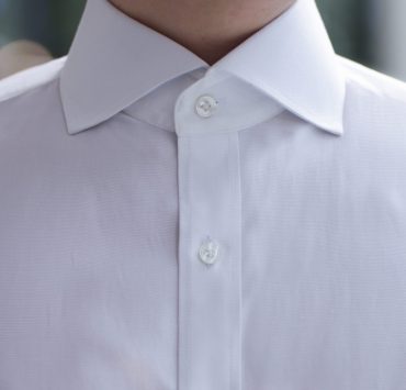 เสื้อเชิ้ต DGRIE OXFORD SPREAD COLLAR SHIRT