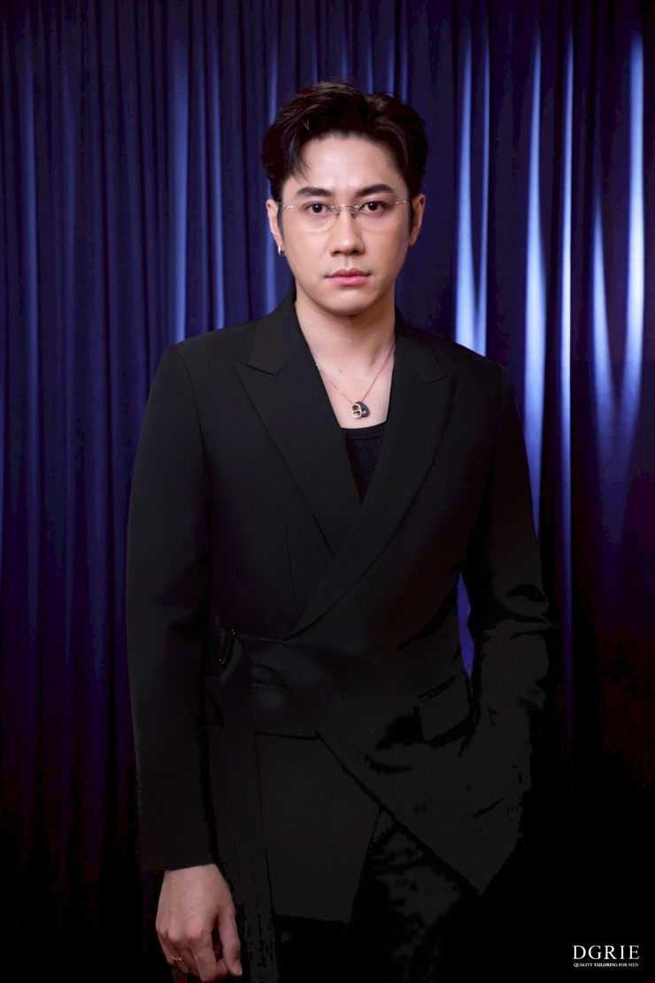 DGRIE Spotlight : แจม รชตะ | Premium Wool Kimono-Wrap Tailored Suit (2)