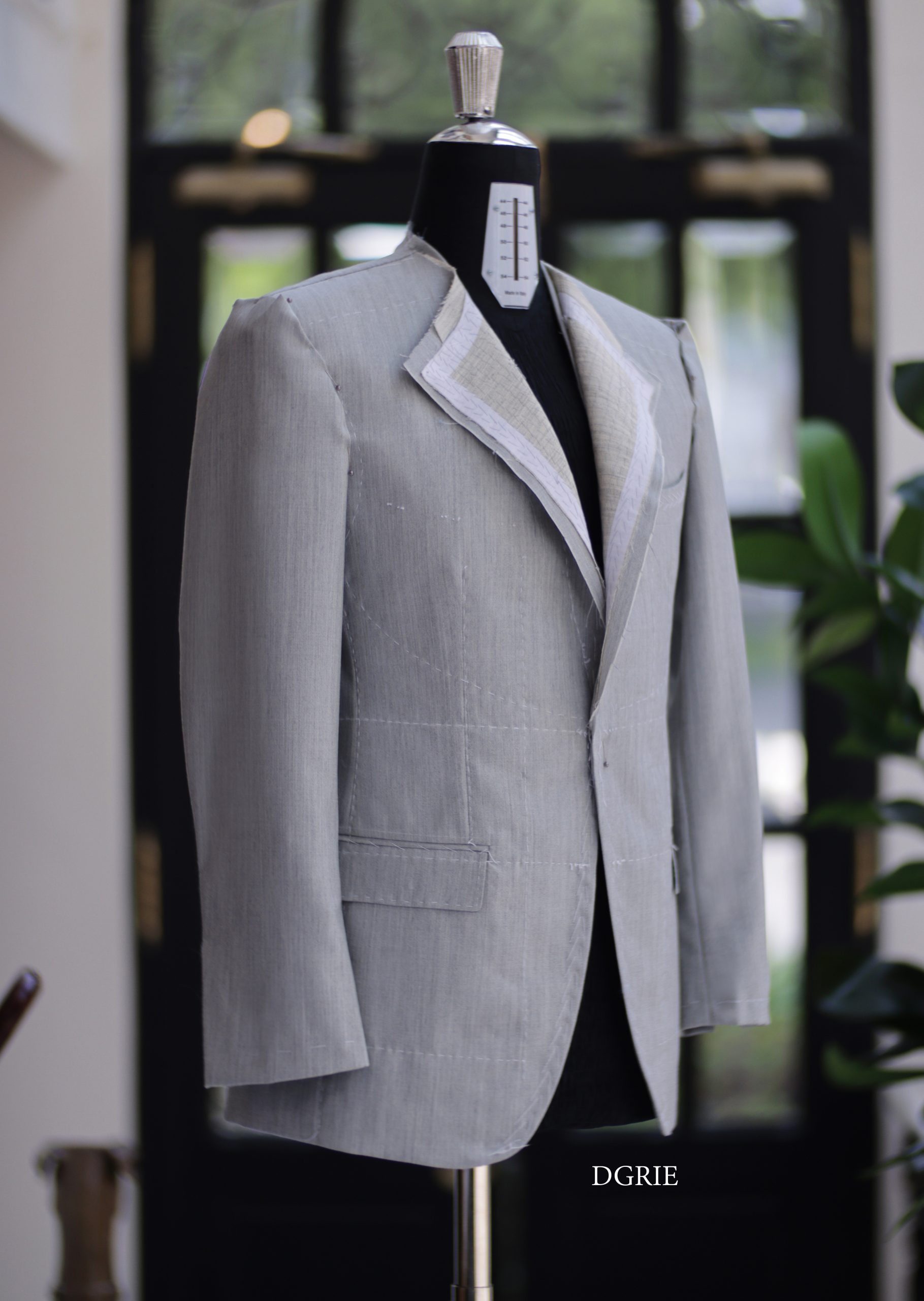 ตัดสูท Fitting Full Canvas Italy Grey Suits