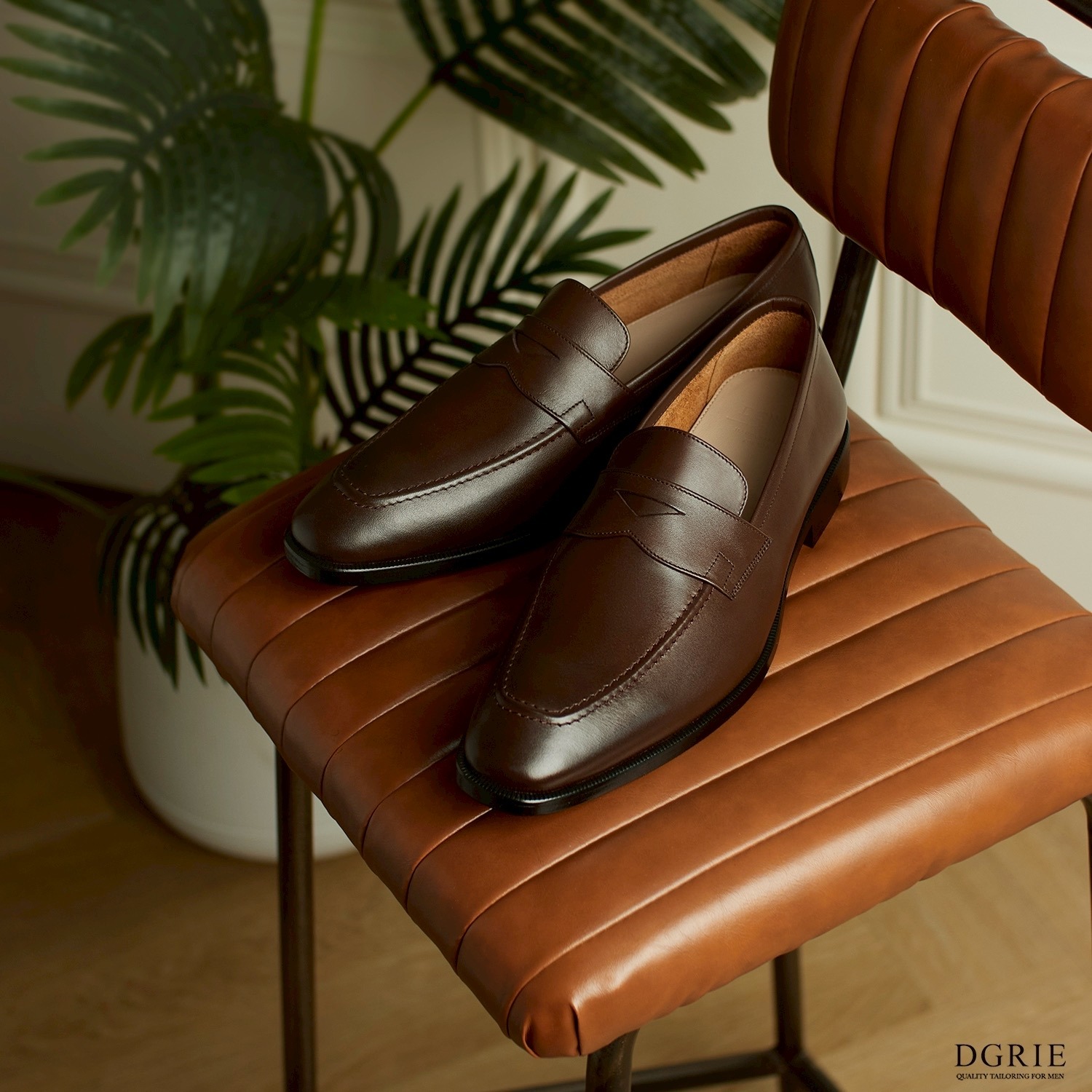 รองเท้าหนัง โลฟเฟอร์ Premium Penny Loafer Dark Brown Shoes