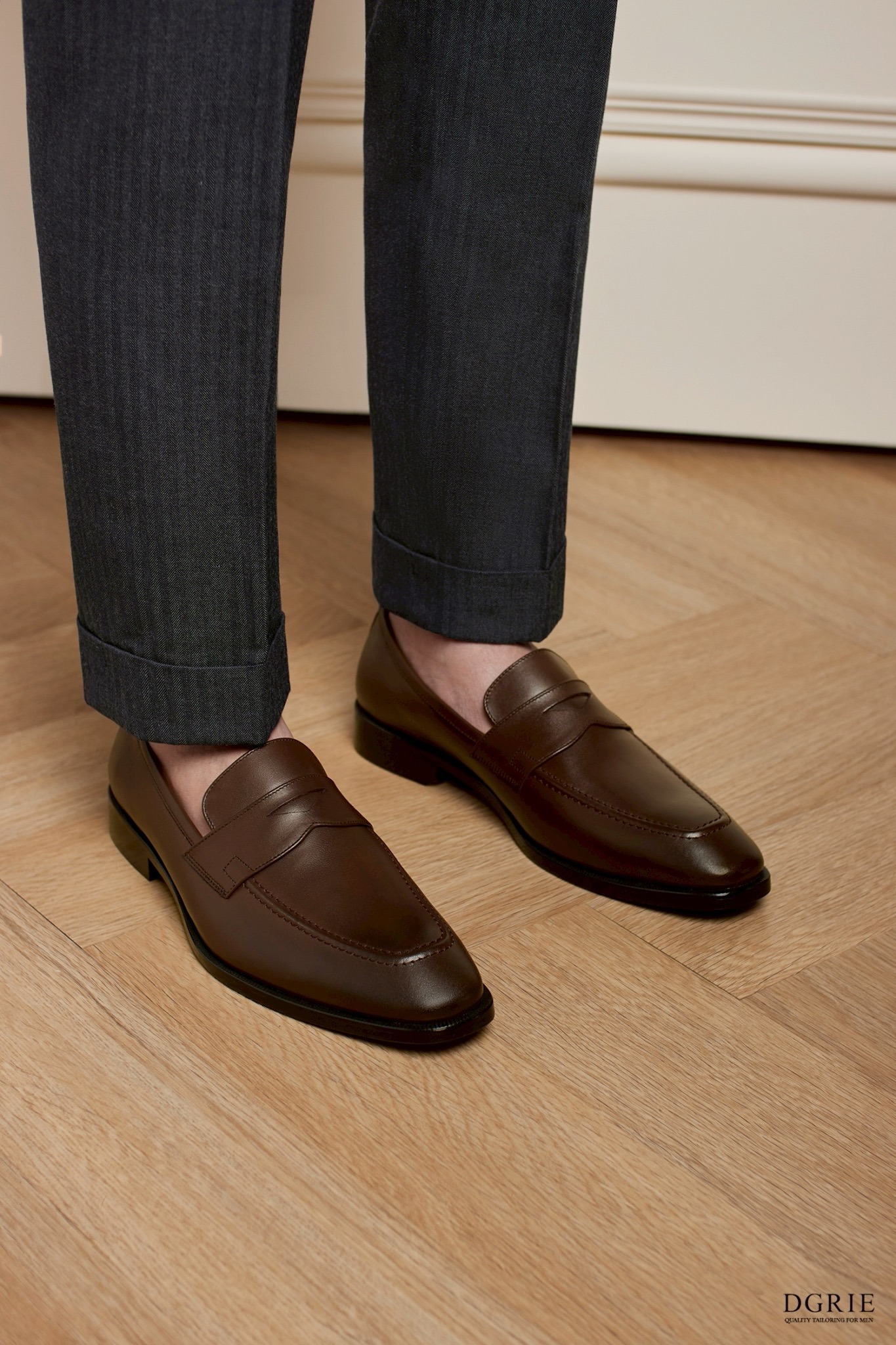 E2353D5E-263F-49DE-9451-C2BB40FC12AD รองเท้าหนัง โลฟเฟอร์ Premium Penny Loafer Dark Brown Shoes