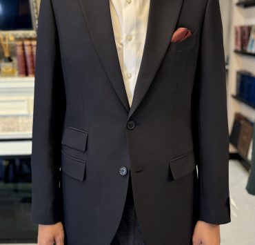 DGRIE - Dark Navy Classic Single-Breasted Suit