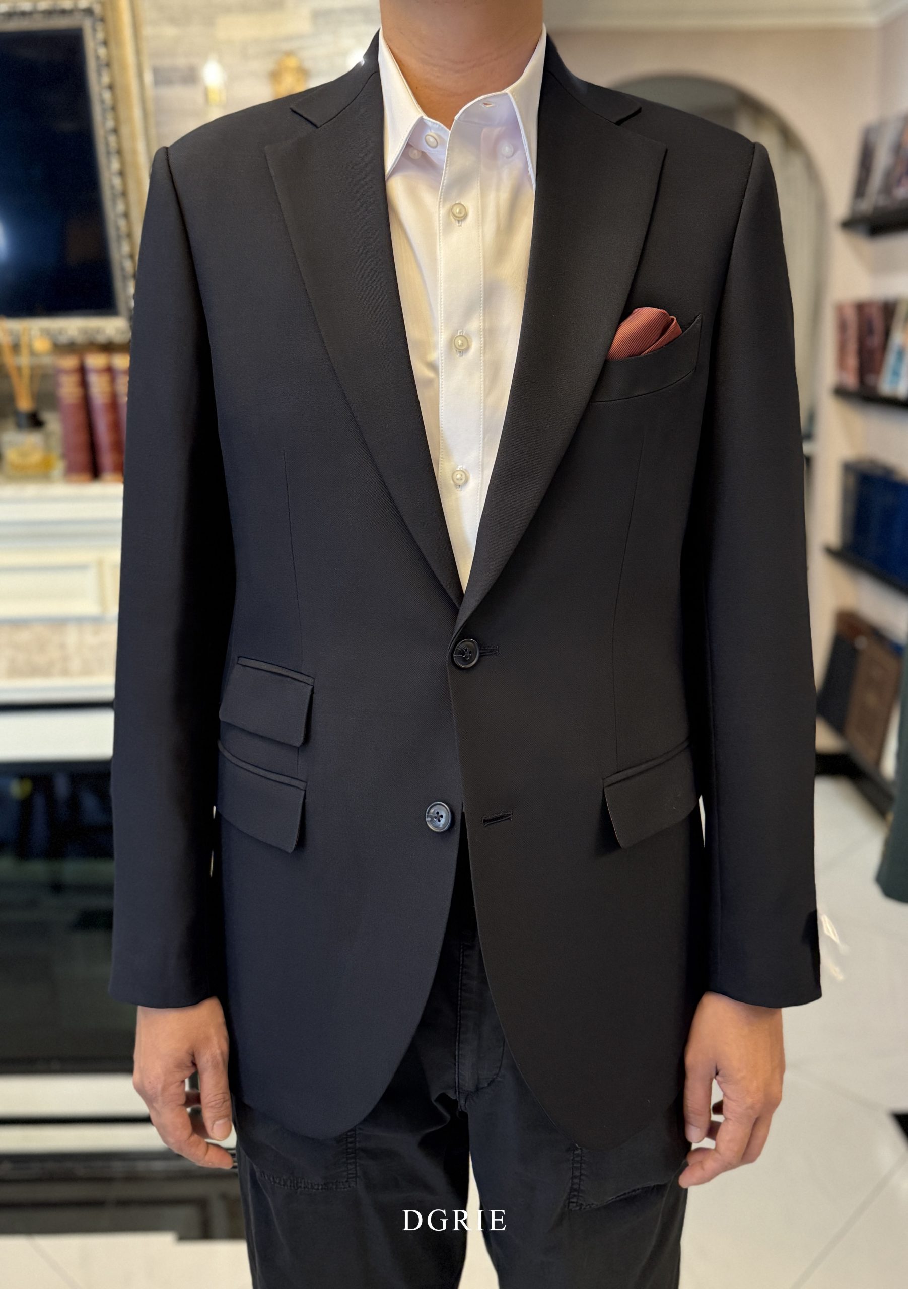 DGRIE - Dark Navy Classic Single-Breasted Suit