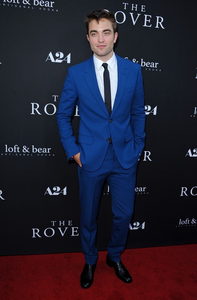 5 things you need to know now: 5 สิ่งที่คุณควรรู้เกี่ยวกับสูท 14 5-dgrie.com-Robert-Pattinson-002