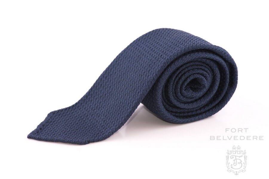 dgrie man tips dress up for a job interview dgrie 4 dgrie man tips dress up for a job interview dgrie 4
