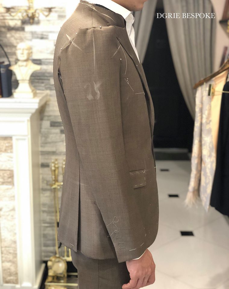 dgrie today fitting at sathorn fisheyes brown suits peak lapel 2buttons dgrie