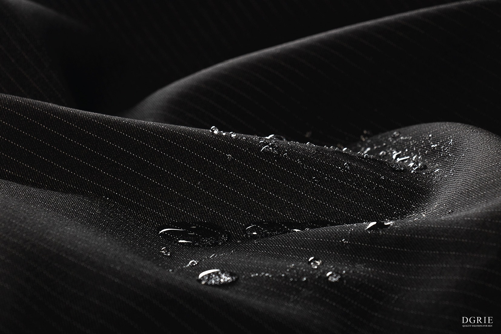 dgrie no 2 black stripe water repellent anti pollution face mask dgrie 11