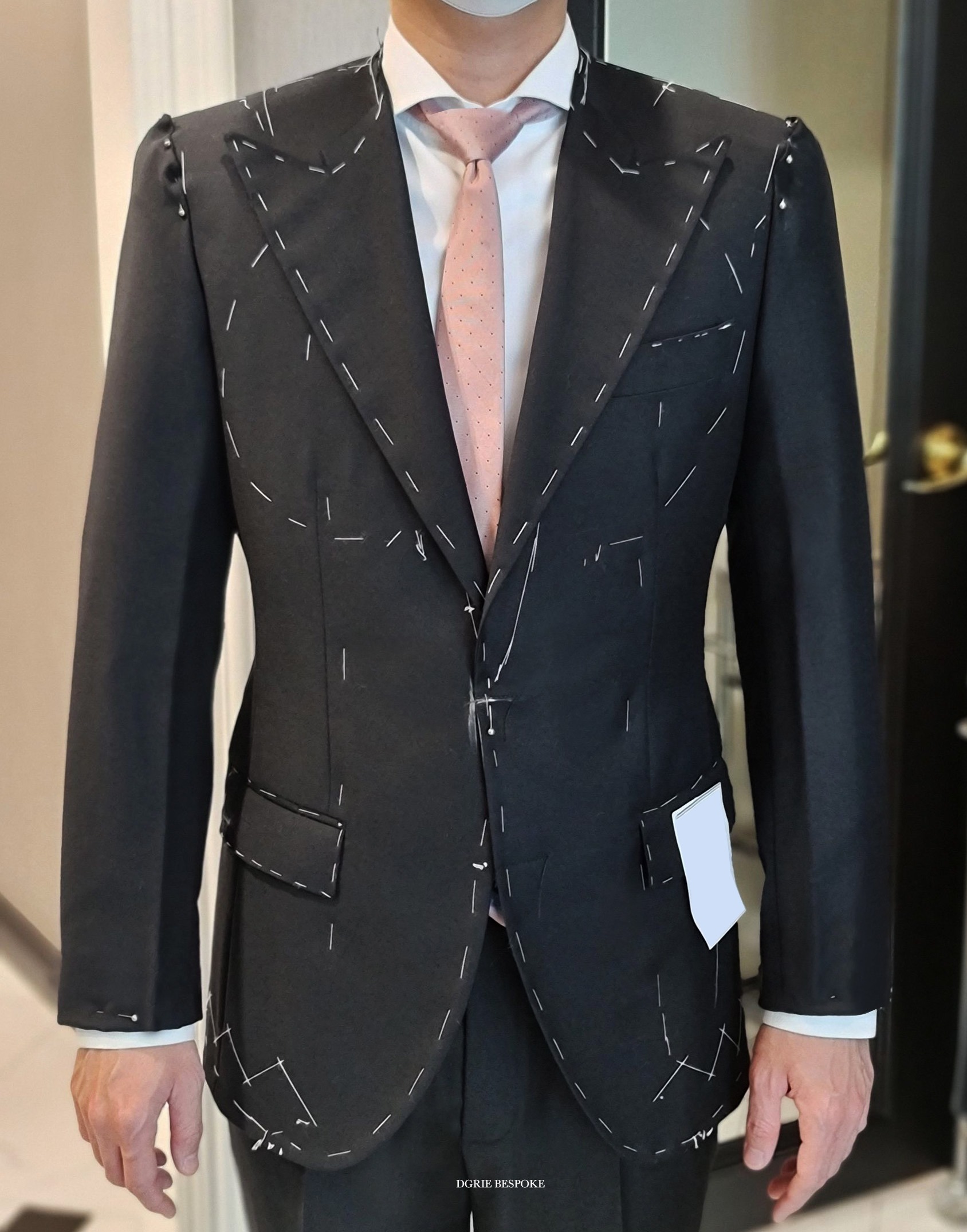 fitting black peak light weight suit dgrie