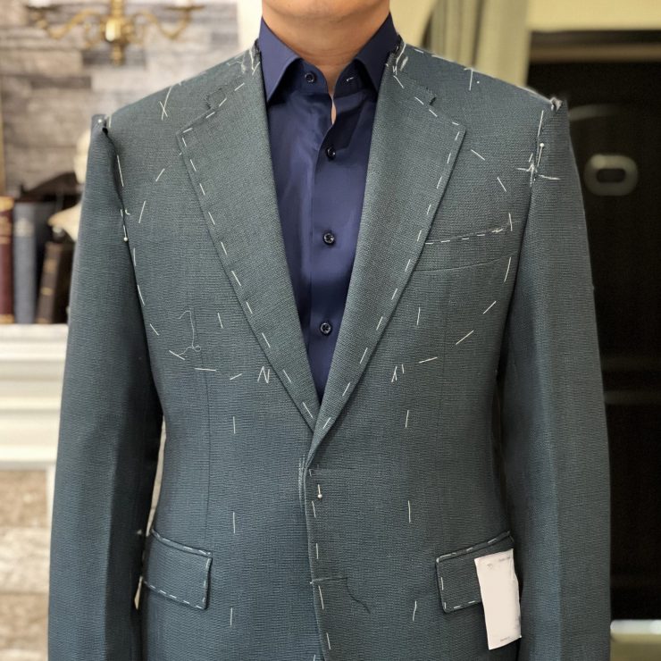 fitting green jacket white pants dgrie