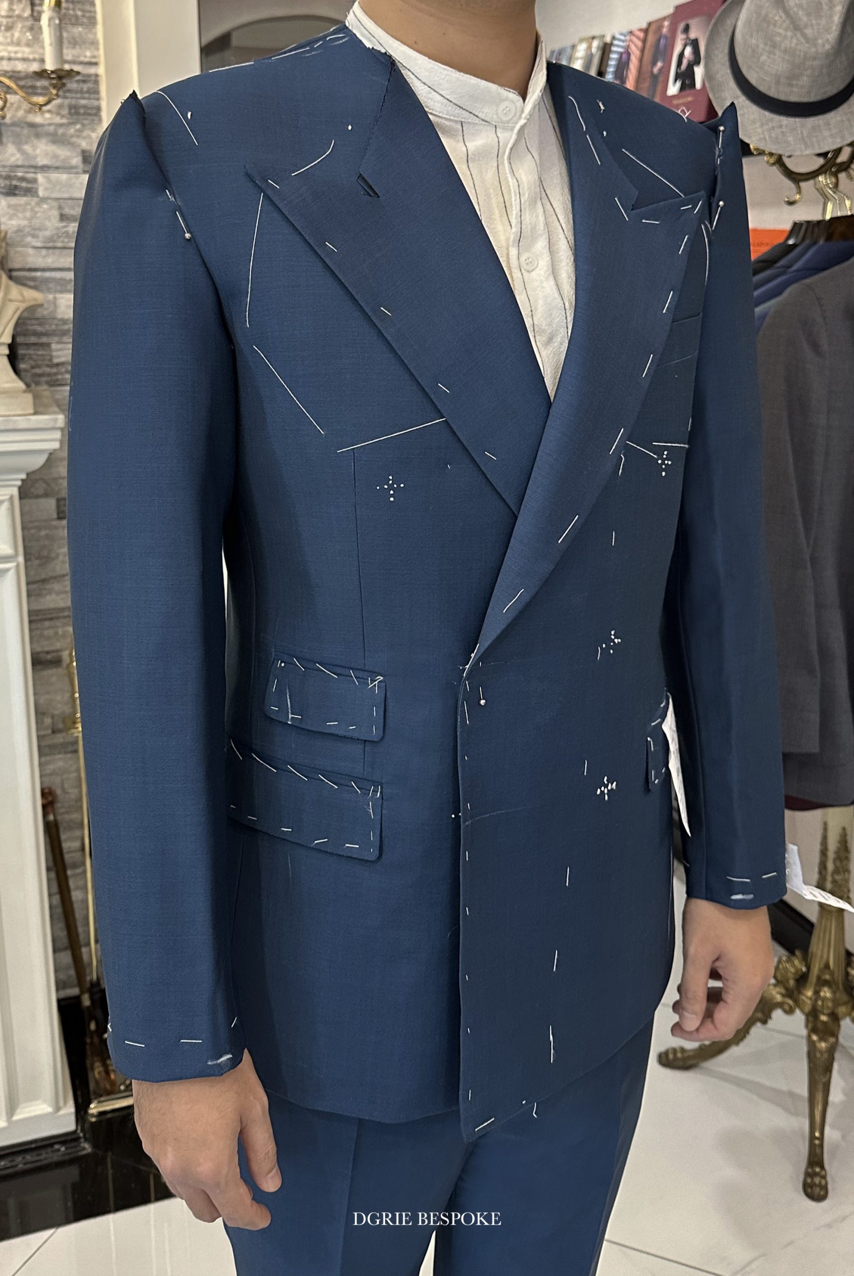 fitting blue double breasted suit dgrie 2