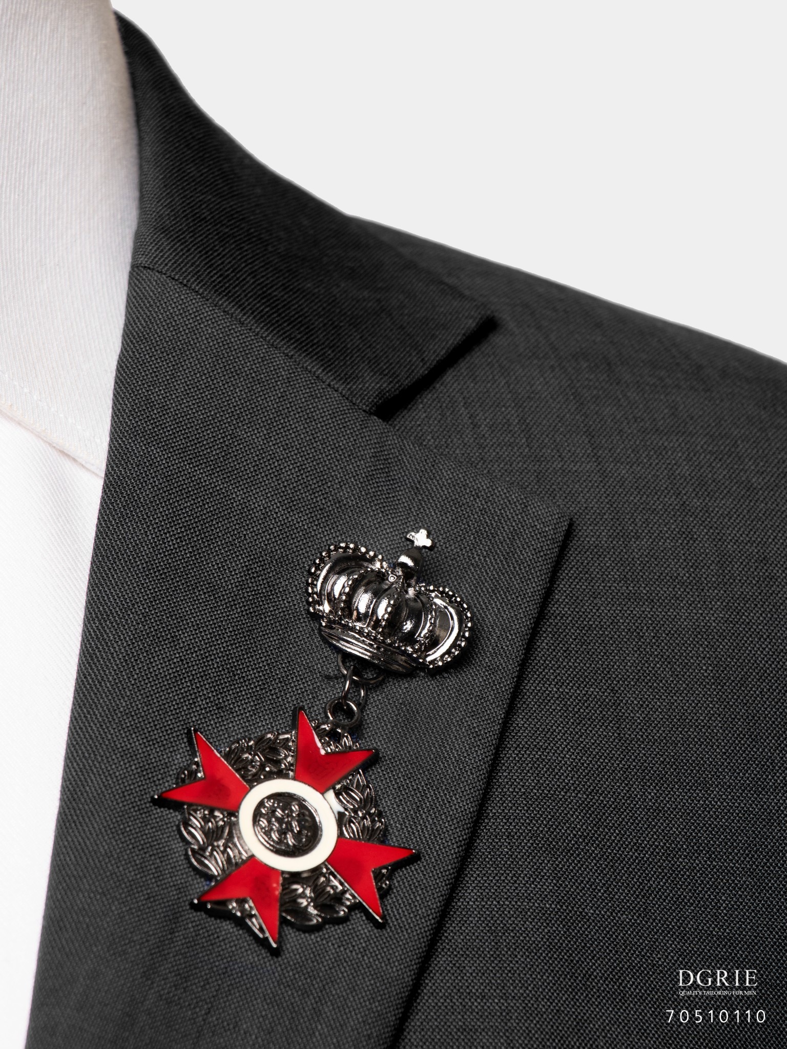 dgrie black set crown royalty brooch dgrie