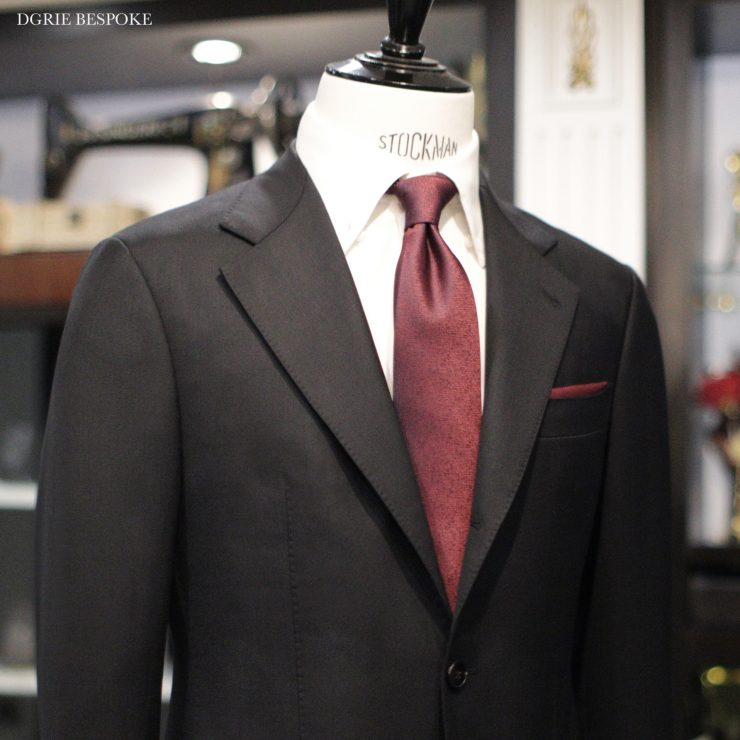 ตัดสูทสีดำสไตล์คลาสสิค DGRIE Classic Black Full Canvas Suits