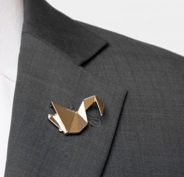 เข็มกลัดหงส์ สีทอง Gold Swan Brooch