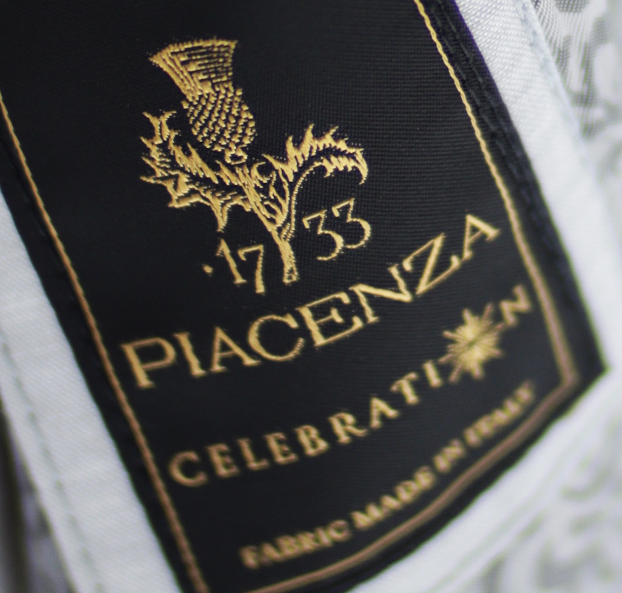 DGRIE ตัดสูท ผ้าไหมอิตาลี Piacenza Silk : S-Light Grey 59% Silk