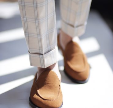 รองเท้าโลฟเฟอร์ DGRIE Snuff Suede Tassel-Less Loafers