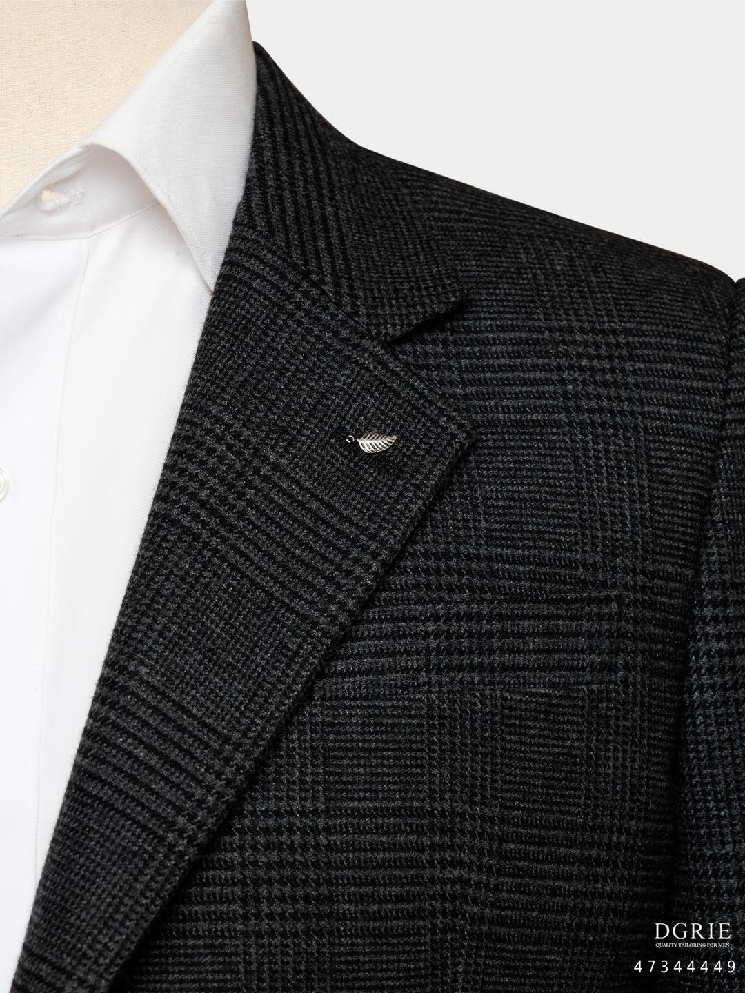 แจ็คเก็ตผ้าวูล สีเทาเข้ม Dark Grey Glen Check Wool Jacket - DGRIE