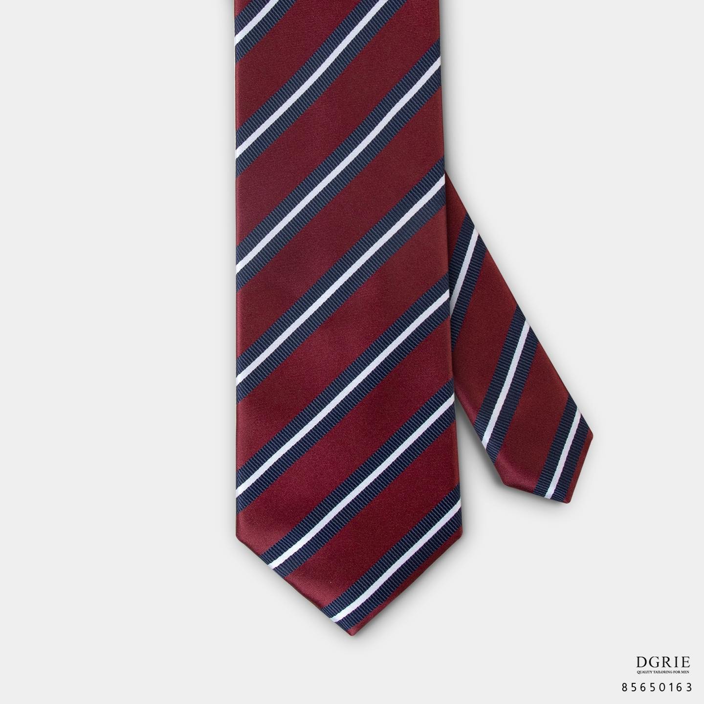 เนคไทลายทาง วินเทจ Multi Stripe 3.5 Inch Classic Necktie