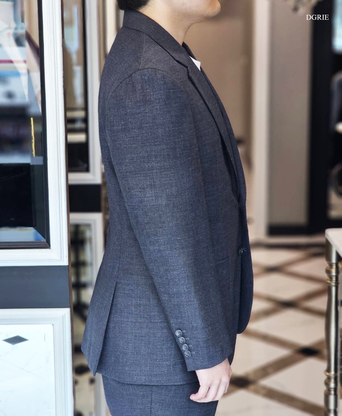 ตัดสูทวินเทจ สวมใส่สบาย Classic Fresco Wool Suit