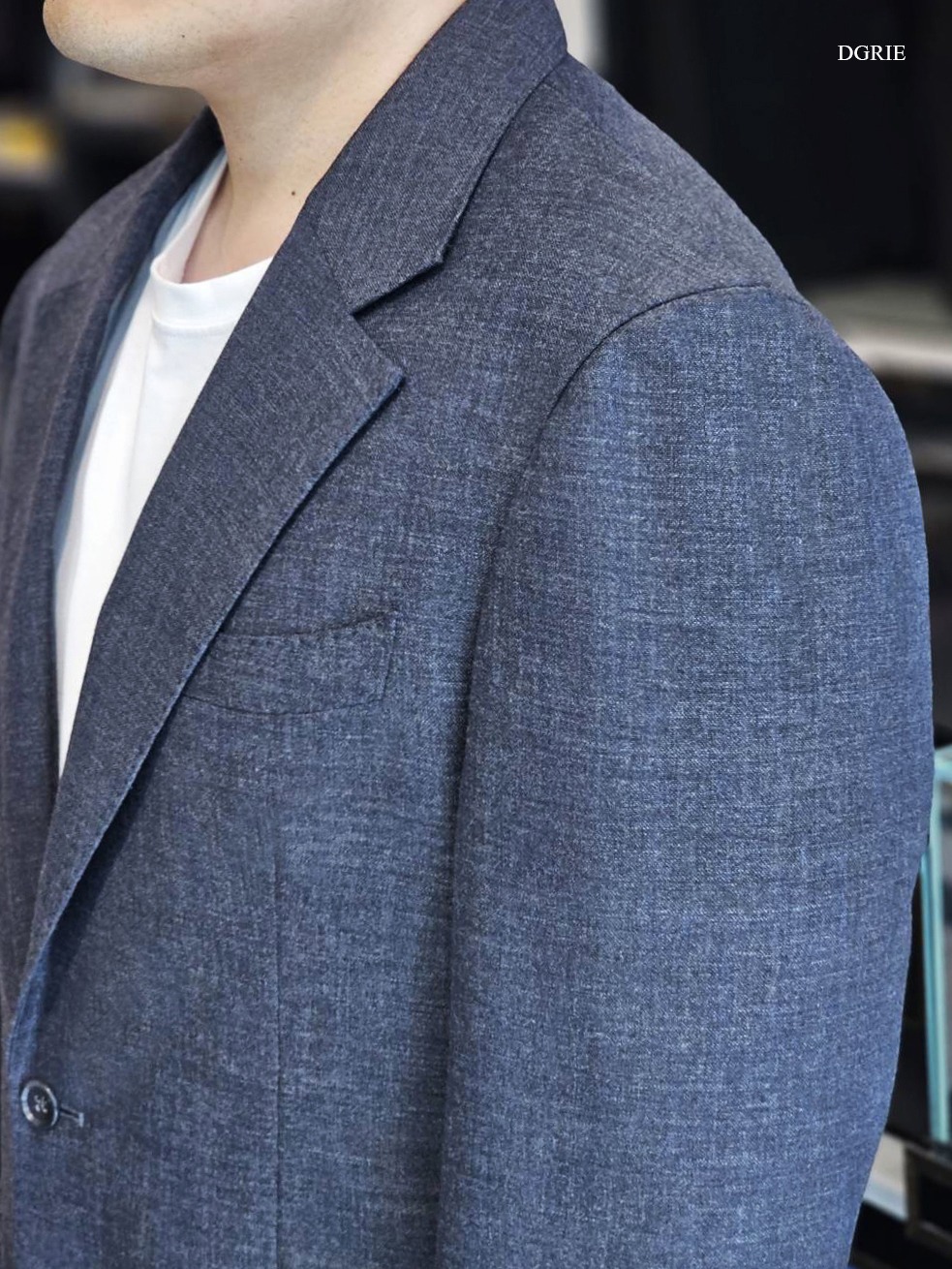 ตัดสูทวินเทจ สวมใส่สบาย Classic Fresco Wool Suit