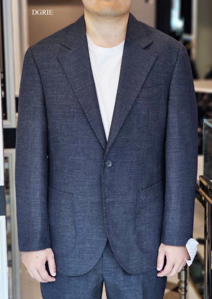 ตัดสูทวินเทจ สวมใส่สบาย Classic Fresco Wool Suit