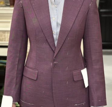 ตัดสูทผู้หญิง Fitting Purple & Window Brown Suits