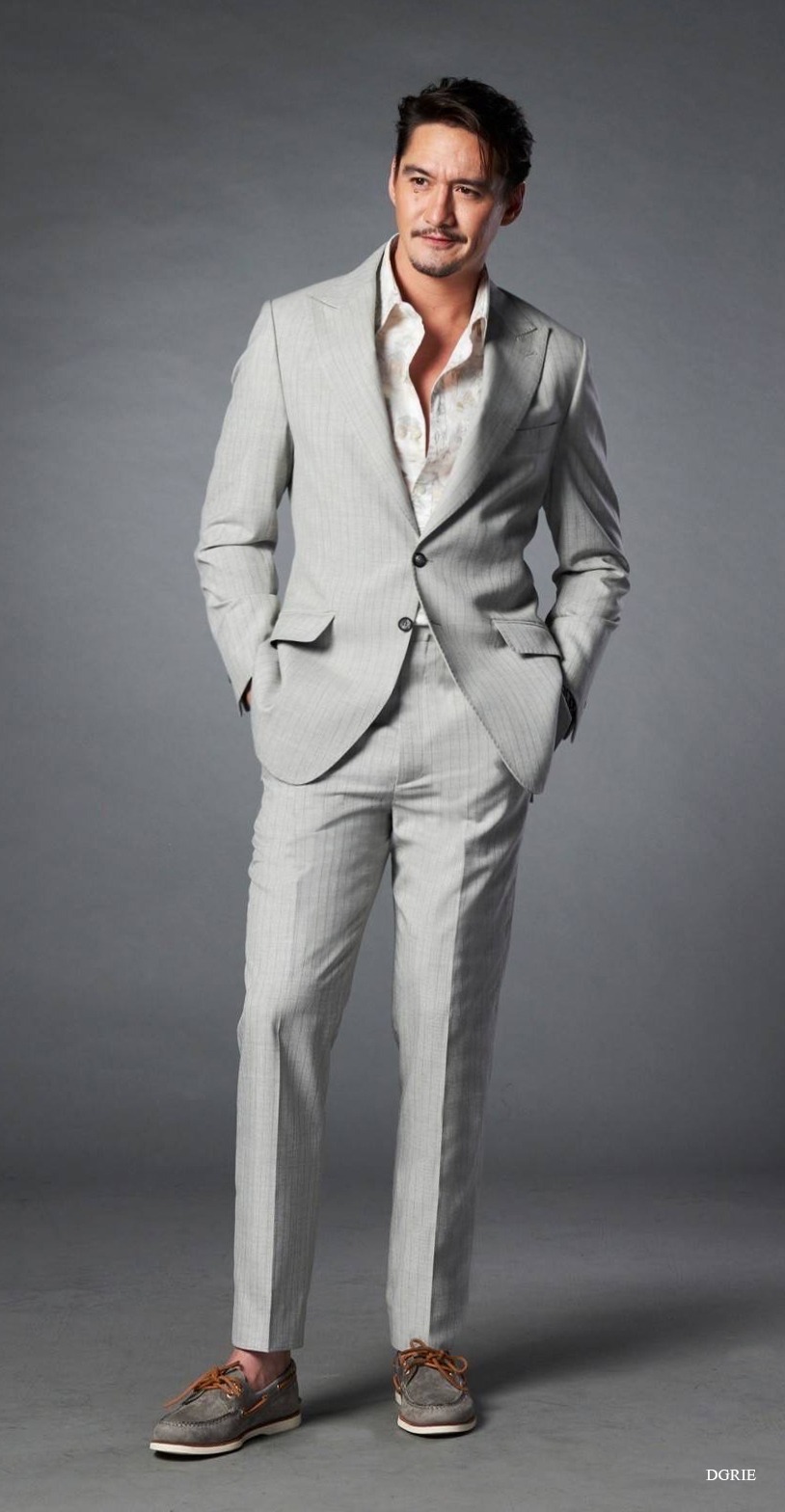 เกมรักทรยศ อนันดา ในบทบาท อธิน Light Grey Sport Stripe Suit