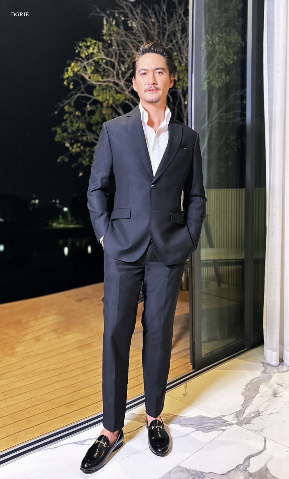 เกมรักทรยศ อนันดา ในบทบาท อธิน Super Black Suit