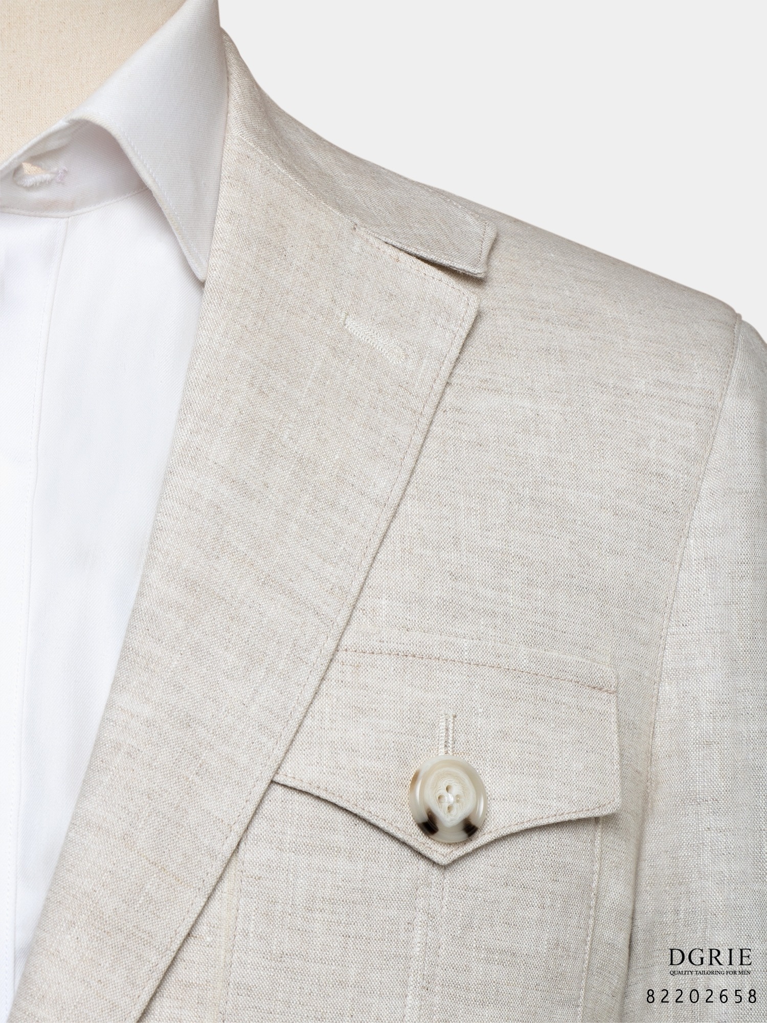 16DDD59E-42D9-40FD-91FA-50135667DFE7 DGRIE Classic Linen Safari Jacket เสื้อซาฟารี ผ้าลินินสีเบจ