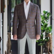 ตัดสูท DGRIE Bespoke Holland & Sherry “Crispaire”