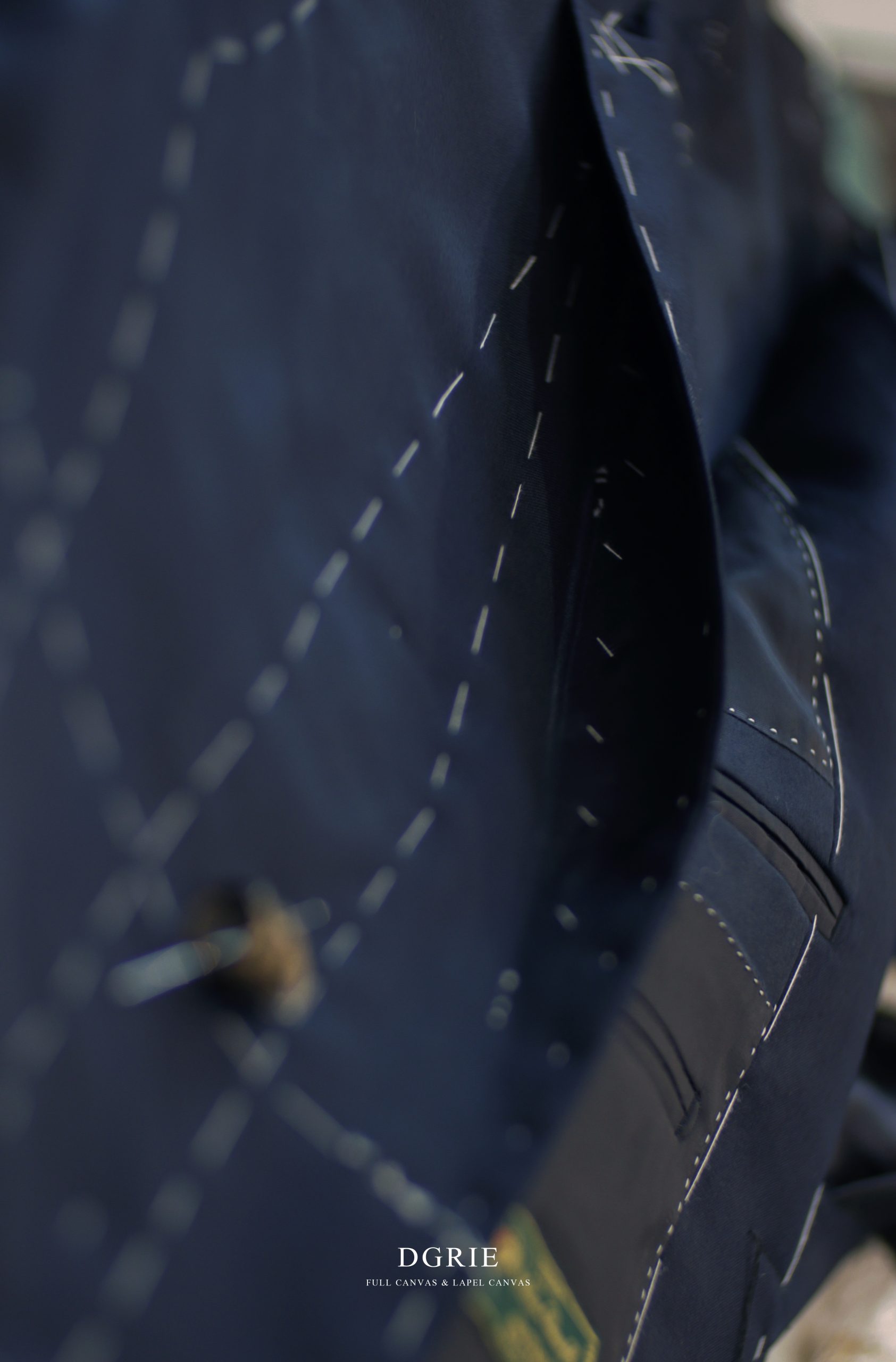 ตัดสูทหางม้า Navy Loro Piana Hand Lapel Canvas Suit