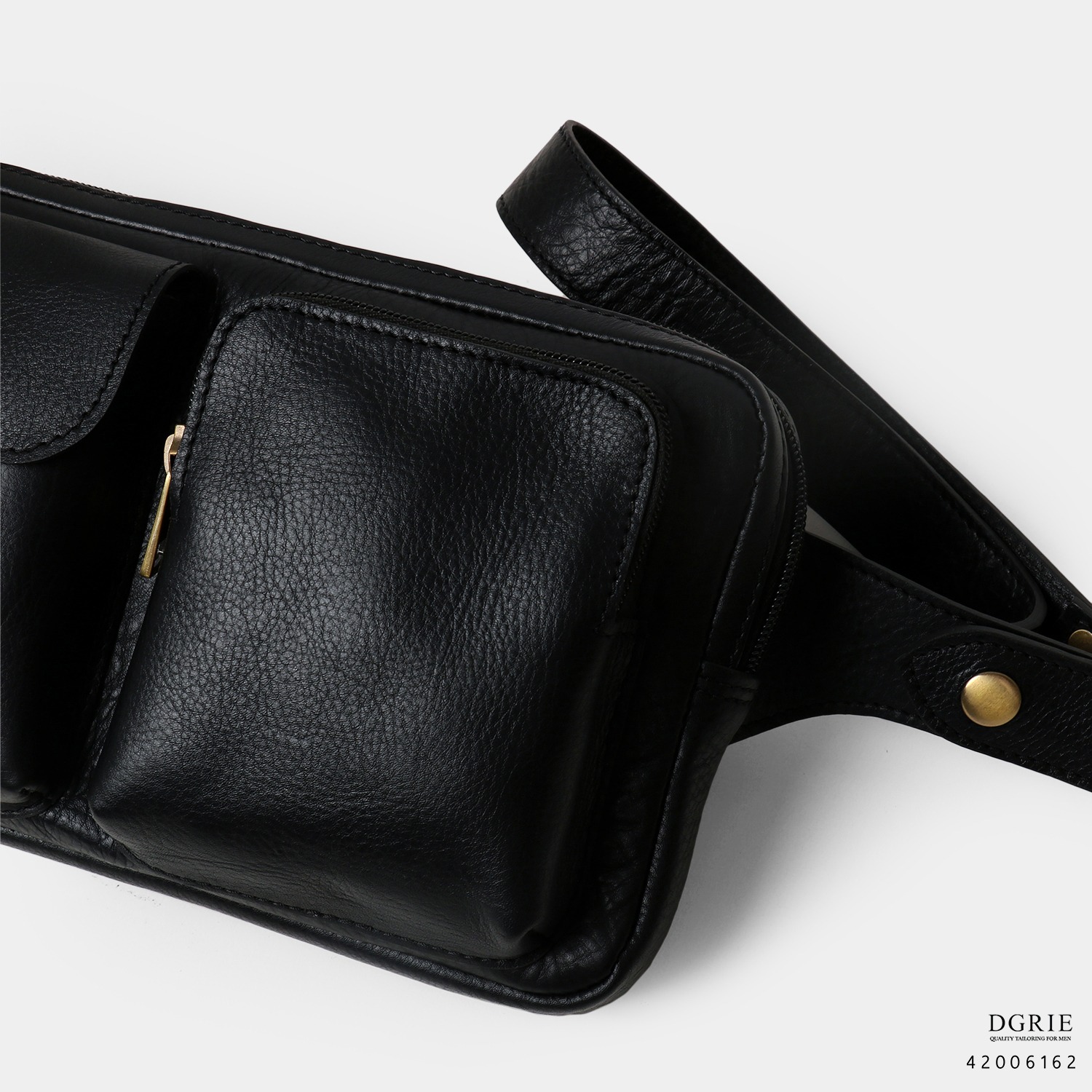กระเป๋าหนัง DGRIE Crossbody Bag