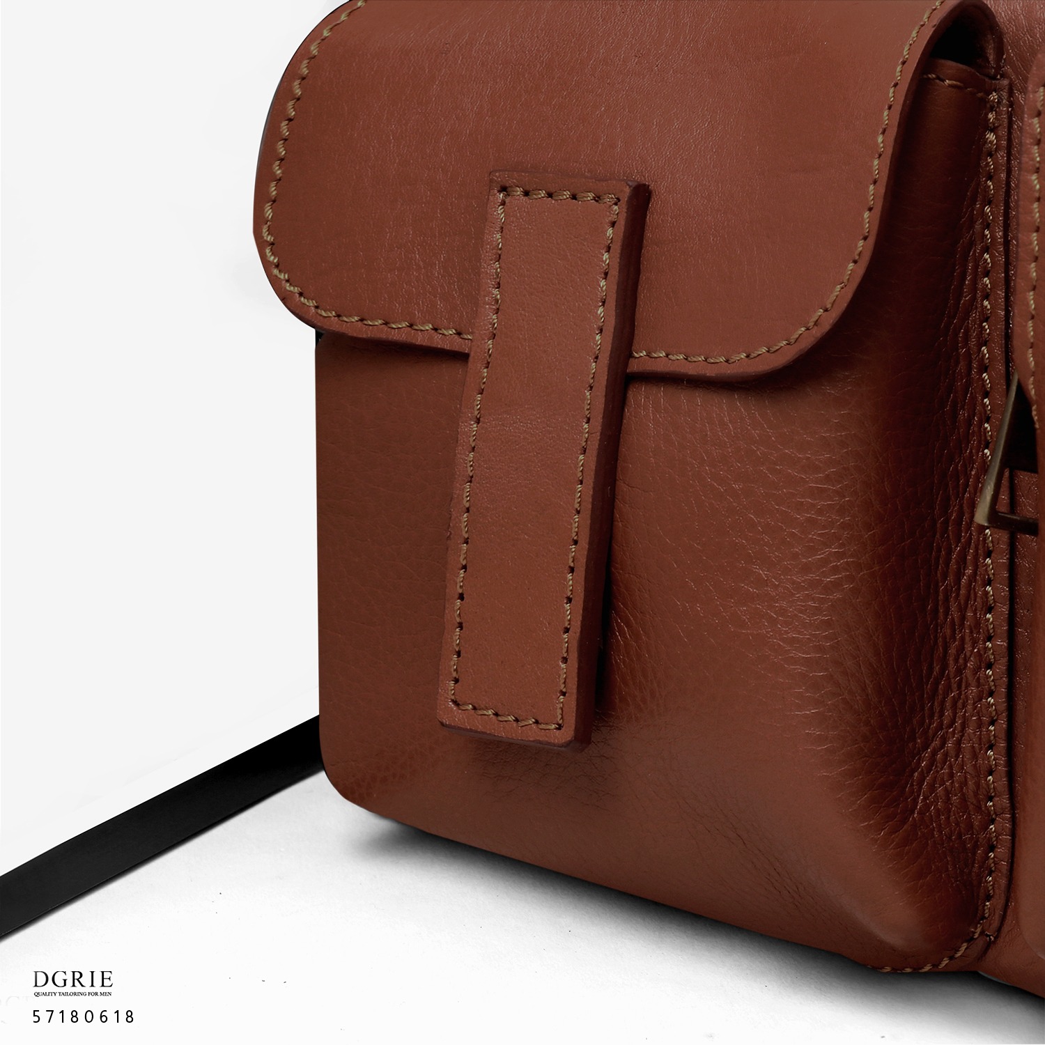 กระเป๋าหนัง DGRIE Crossbody Bag