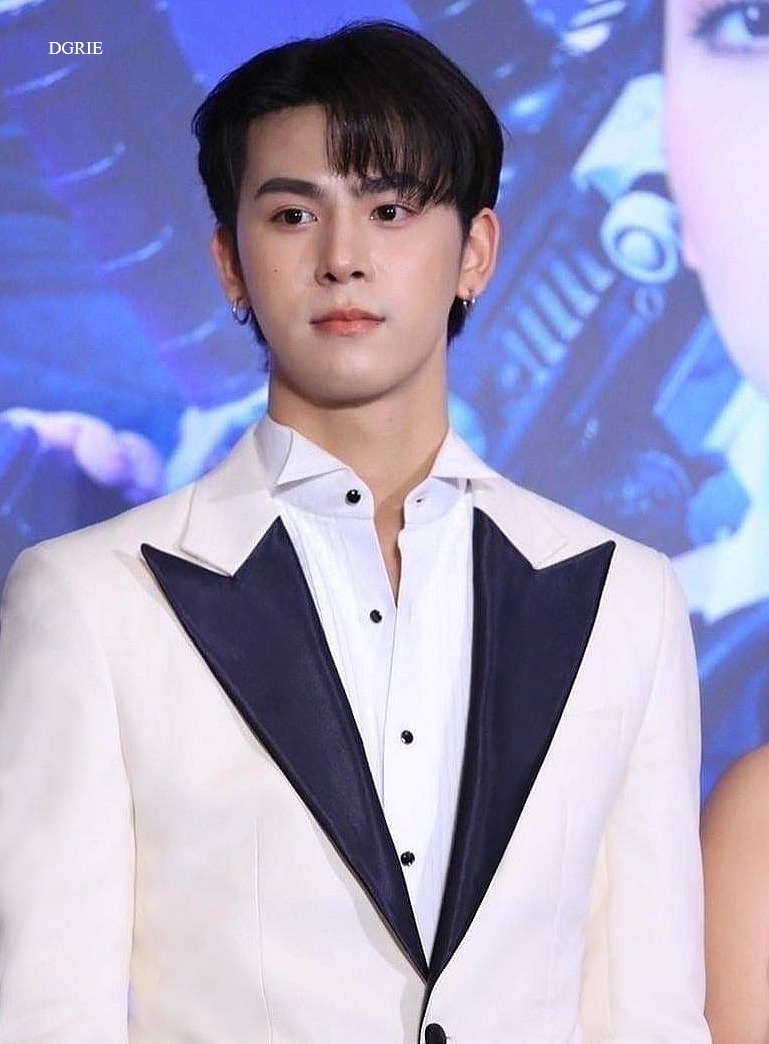 DGRIE Spotlight : Patpasit Na Songkhla Dinner Tuxedo Suit