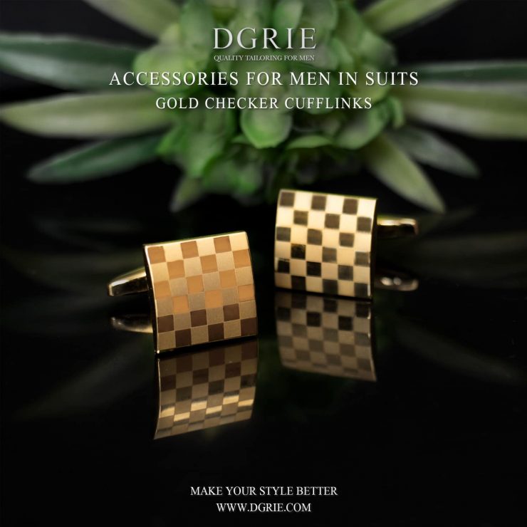 คัฟลิงค์ลายตารางหมากรุก Square Designer Cufflinks in Gold
