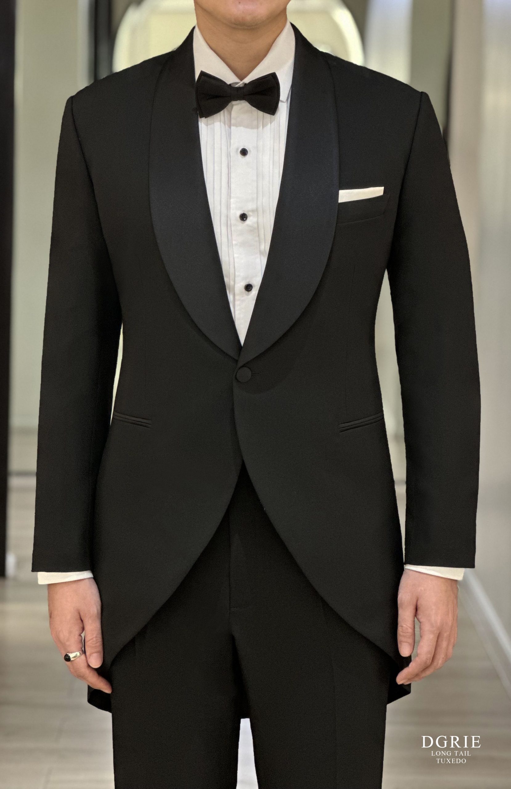 ตัดสูทแต่งงาน ทักซิโด้ Black Long Tail Tuxedo